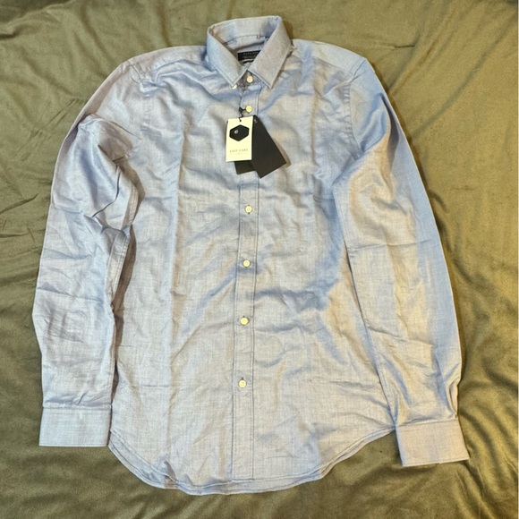 Zara Blue Casual Button Down Shirt Long Sleeve

#1052 - Picture 1 of 7